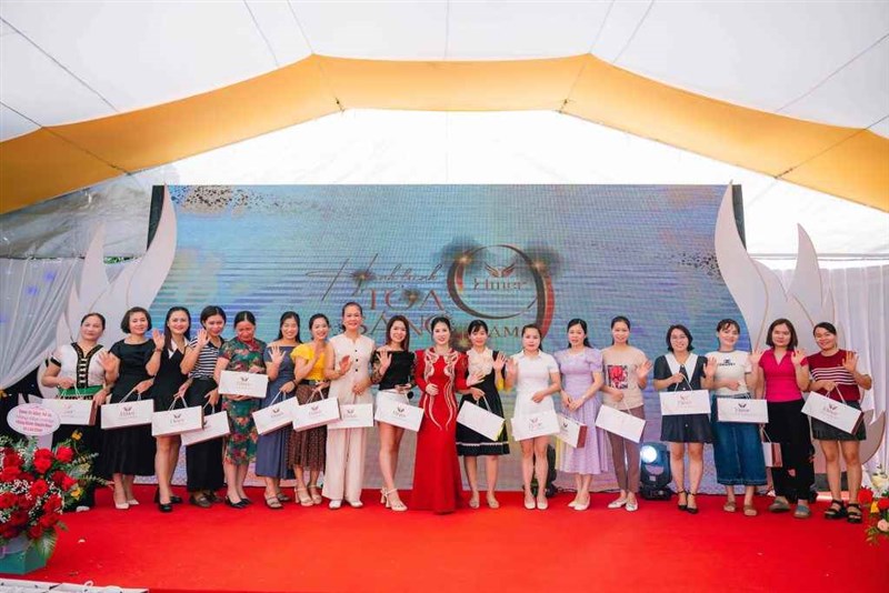 Phốt: Elmer Quyên Nguyễn là thương hiệu thật sự hay chỉ là lớp vỏ truyền thông?