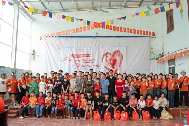 Elmer Quyên Nguyễn: Hành trình thiện nguyện tại Trung tâm Bảo trợ Trẻ em tỉnh Hòa Bình - Lan tỏa yêu thương, kết nối cộng đồng